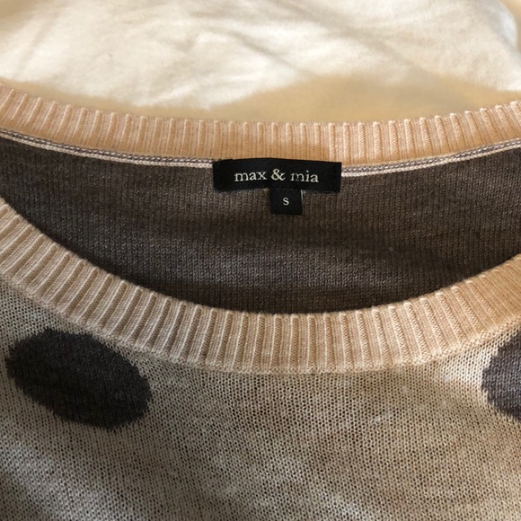 Nordstrom polka dot blush and gray sweater - Picture 2 of 4
